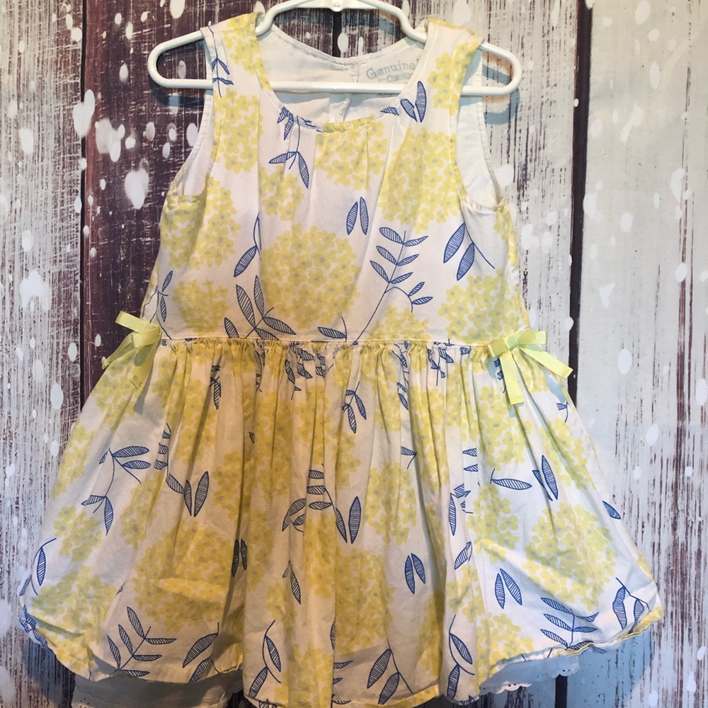 Girl’s Dress